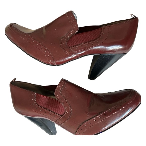 Ruby & Bloom Size 6M Low Cut Booties Dark Red - Picture 1 of 7